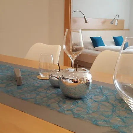 & Restaurant Karpfen Illmensee
